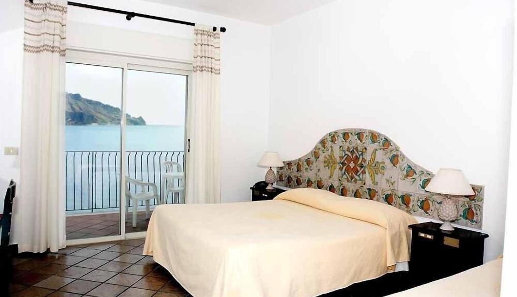 Bay Palace Mazzaro Taormina Bagian luar foto