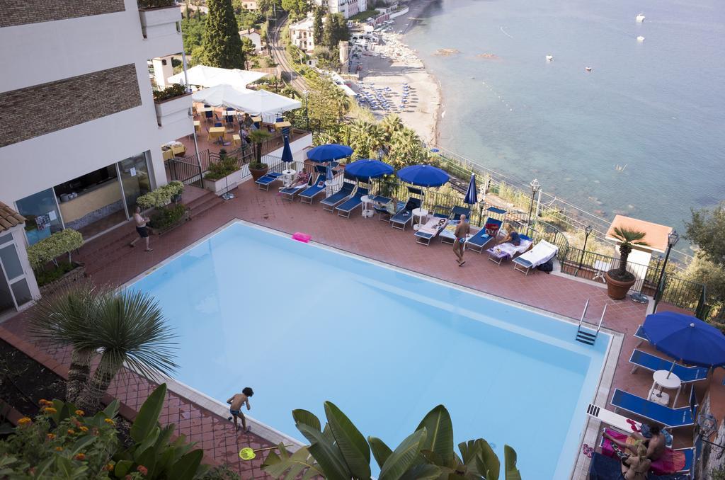 Bay Palace Mazzaro Taormina Bagian luar foto